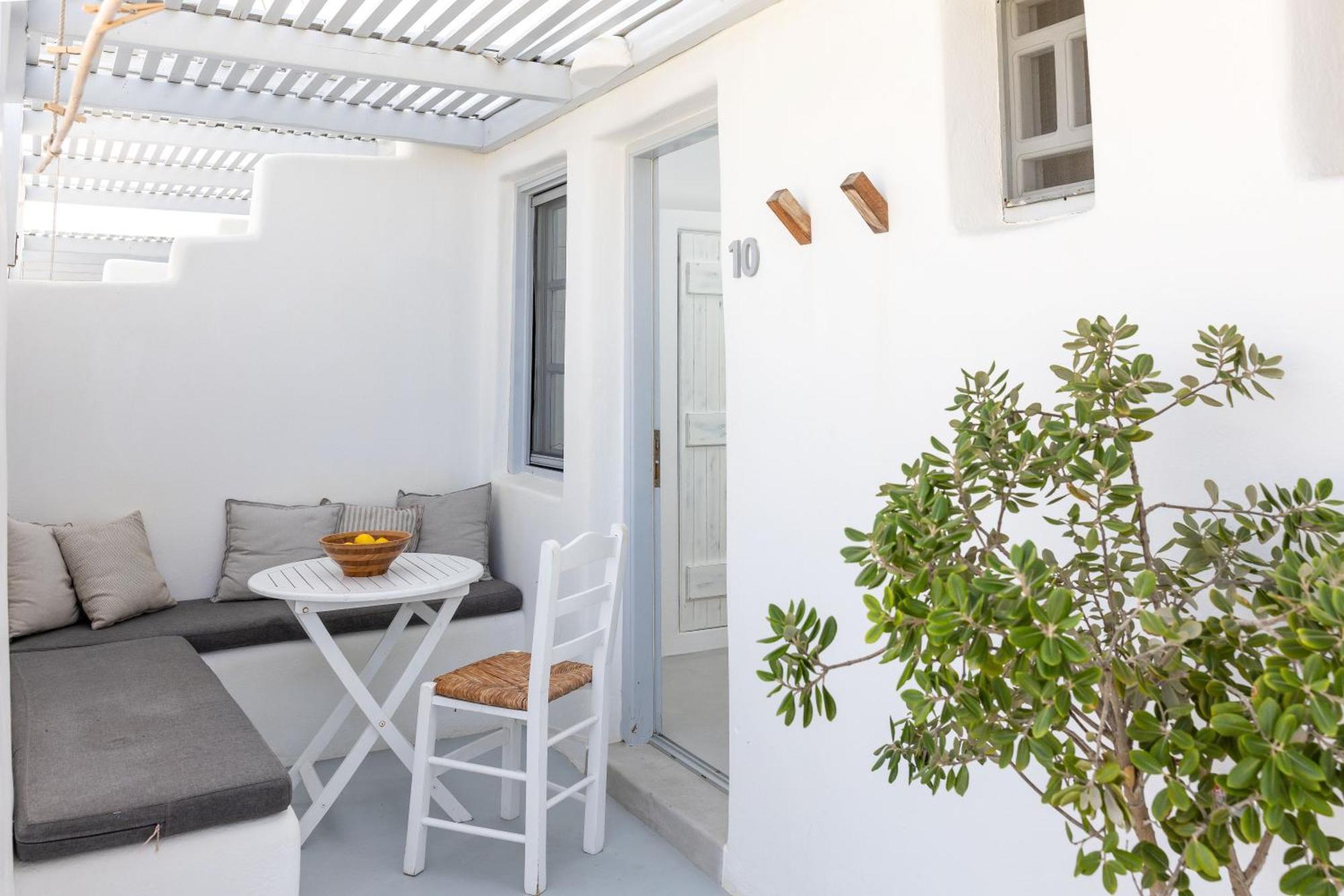 Flisvos Beach Apartments Naxos City Ngoại thất bức ảnh