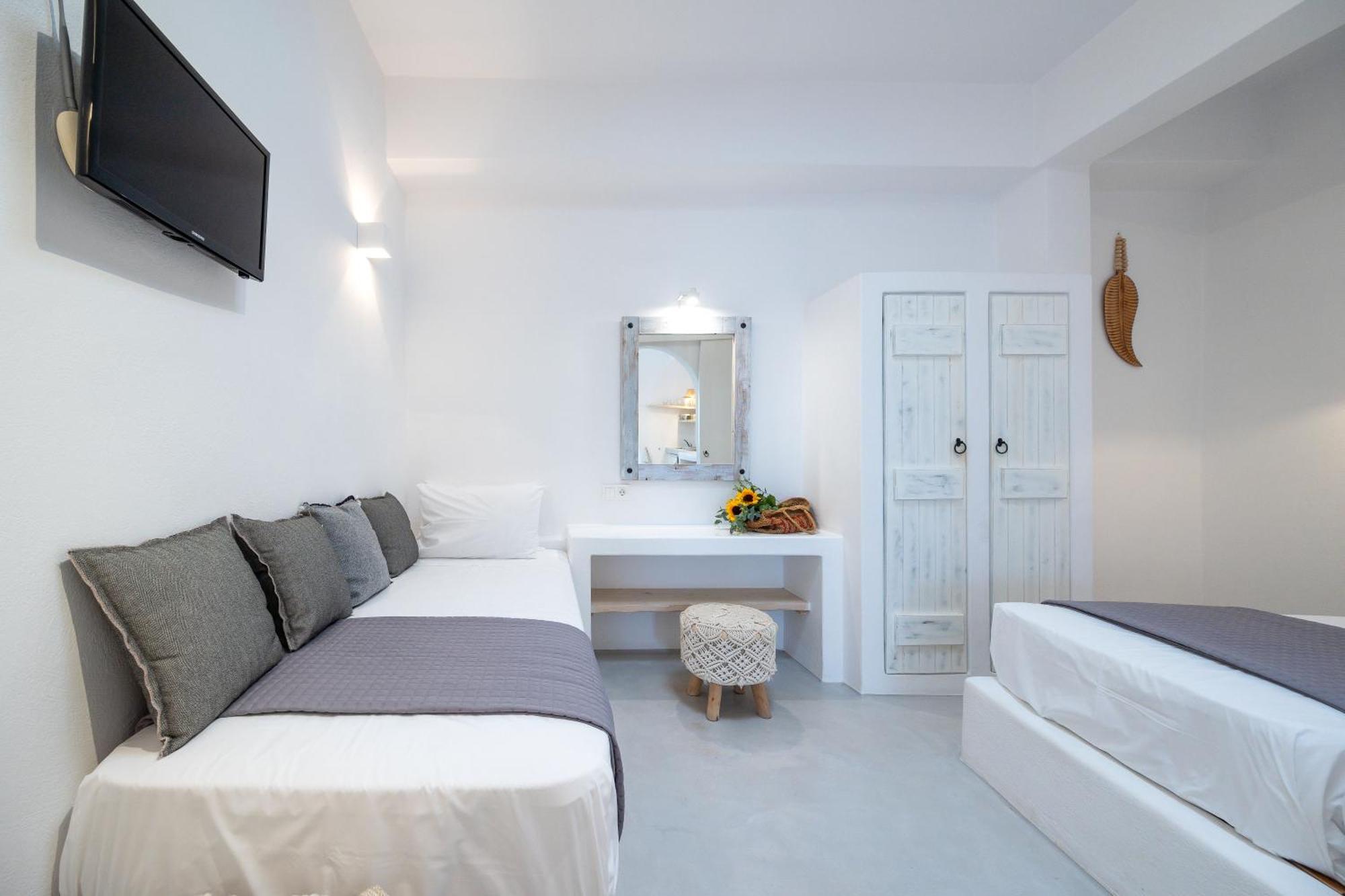 Flisvos Beach Apartments Naxos City Ngoại thất bức ảnh